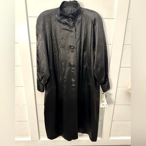 VISION VINTAGE Woman NWT XL Stain Rain Dupont resistant embossed trench coat